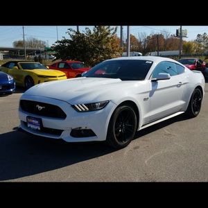 Meet your Posher, Marcos